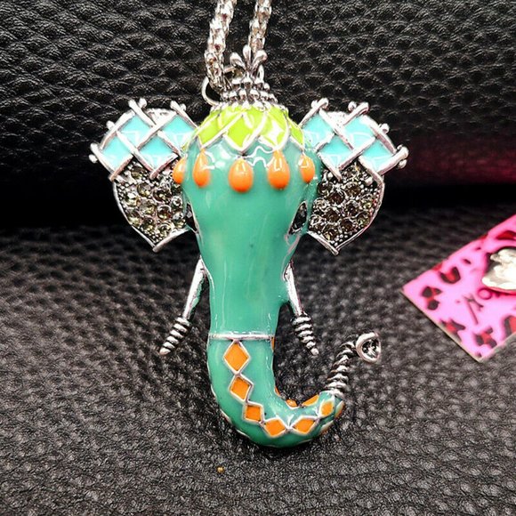 Betsey Johnson Jewelry - BJ Green Rhinestone Elephant Head Necklace/Brooch